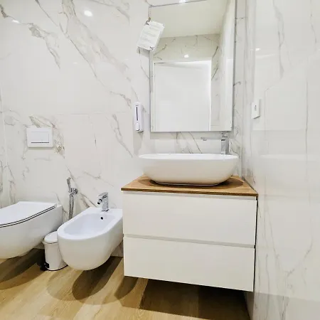 Ellebi Apartment *